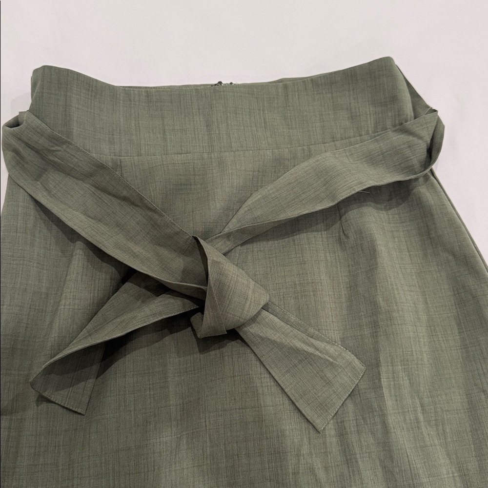 Elegant Olive Green Fringe Skirt - Picture 2 of 3